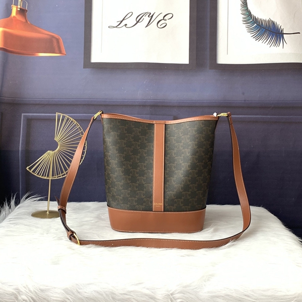 スーパーコピーブランドバッグ正面デザイン